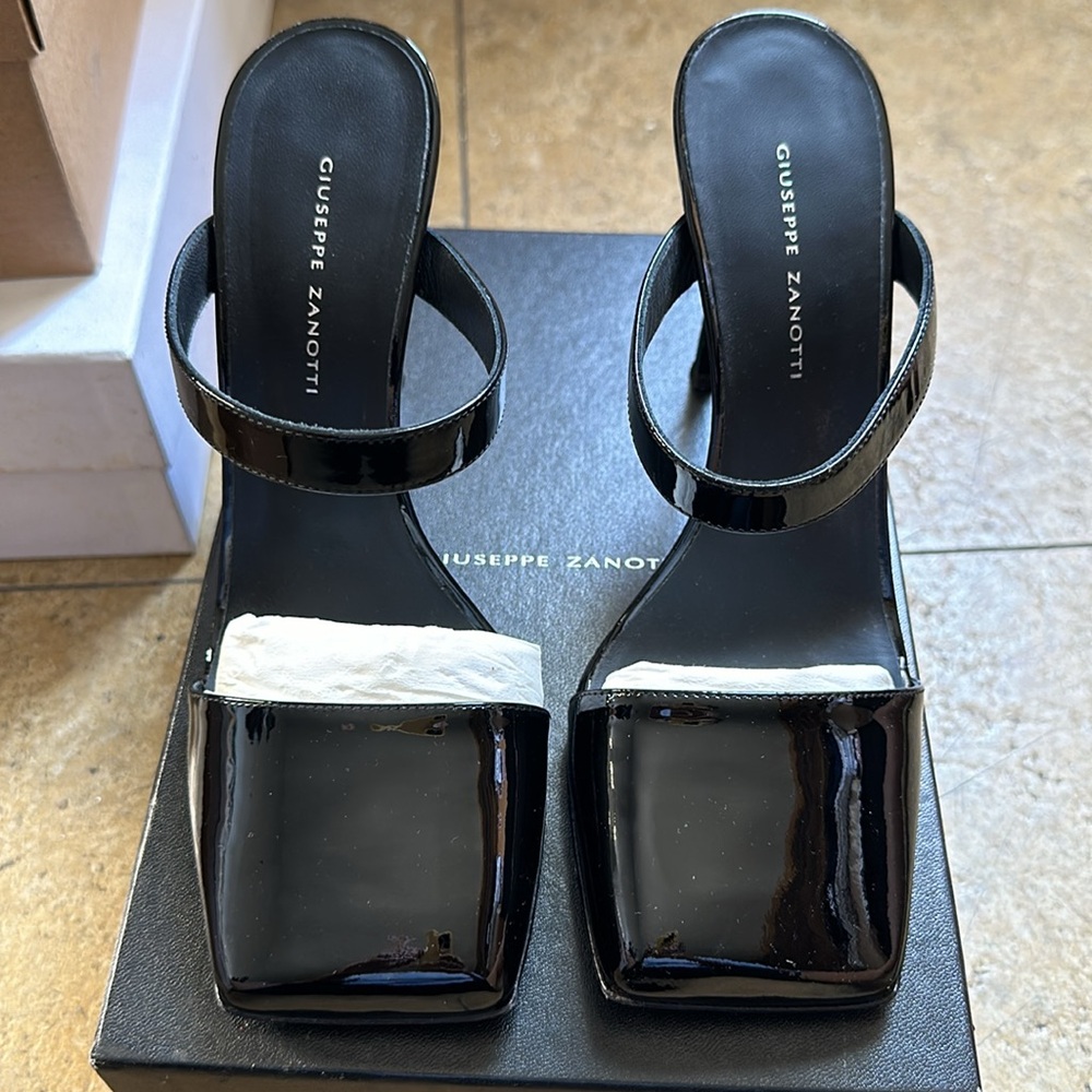 Giuseppe Zanotti